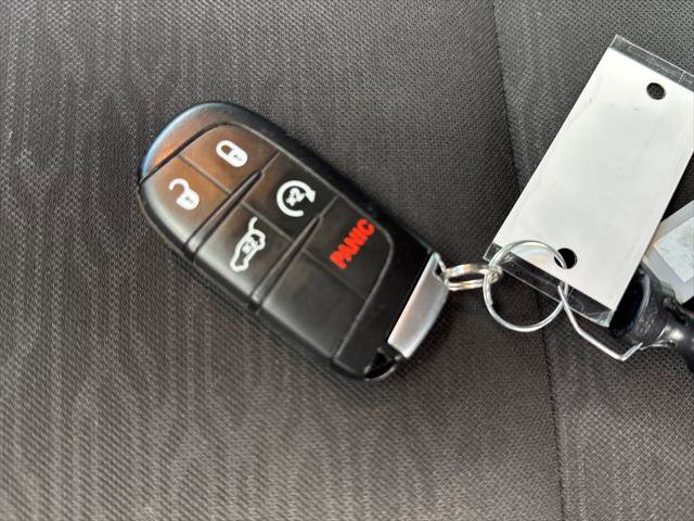 Certified 2023 Dodge Durango GT w/ Blacktop Package image 40