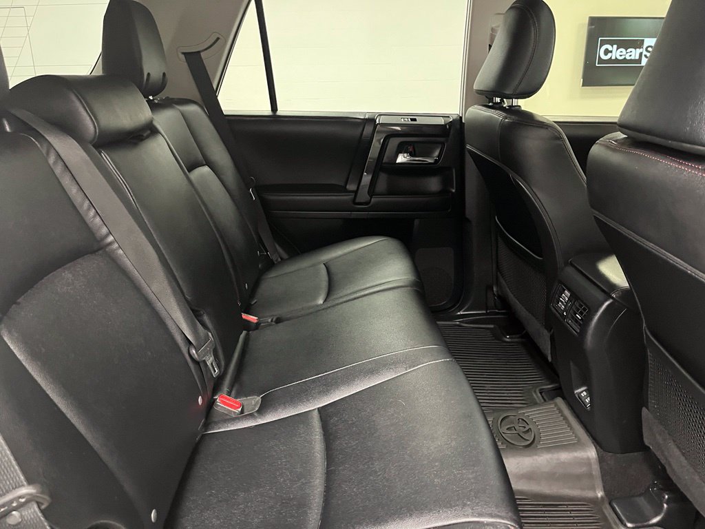 Used 2022 Toyota 4Runner TRD Off-Road Premium AWD/4WD image 53