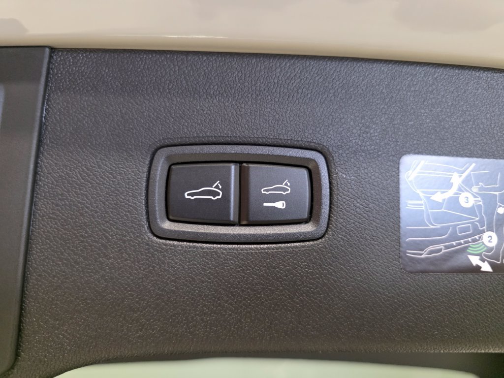 New 2026 Porsche Cayenne AWD/4WD image 23