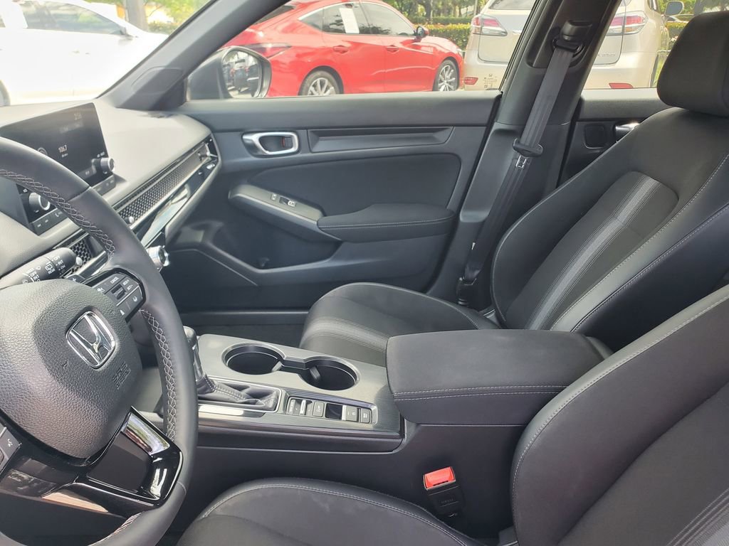 Used 2023 Honda Civic Sport image 15