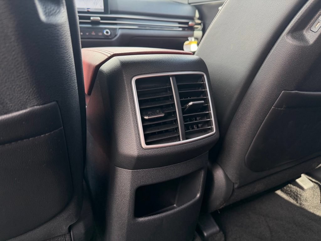 New 2026 Kia Sportage SX AWD/4WD image 32