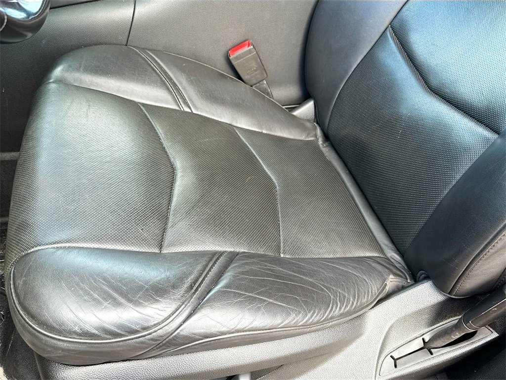 Used 2019 Cadillac Escalade ESV Platinum image 21