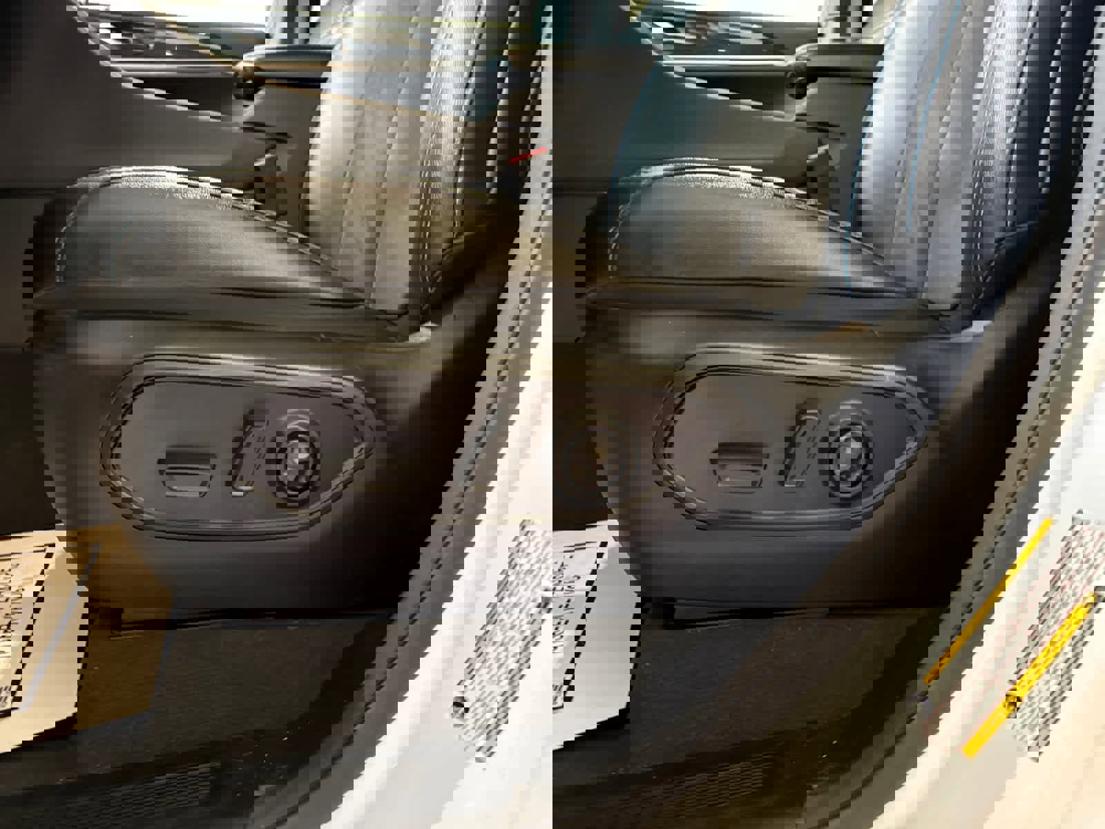 Used 2022 Jeep Grand Cherokee Trailhawk w/ Luxury Tech Group III image 23