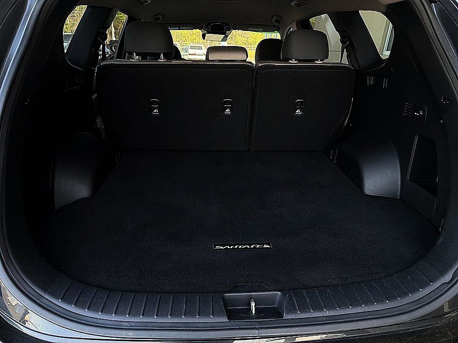 Certified 2023 Hyundai Santa Fe SE w/ Cargo Package image 24