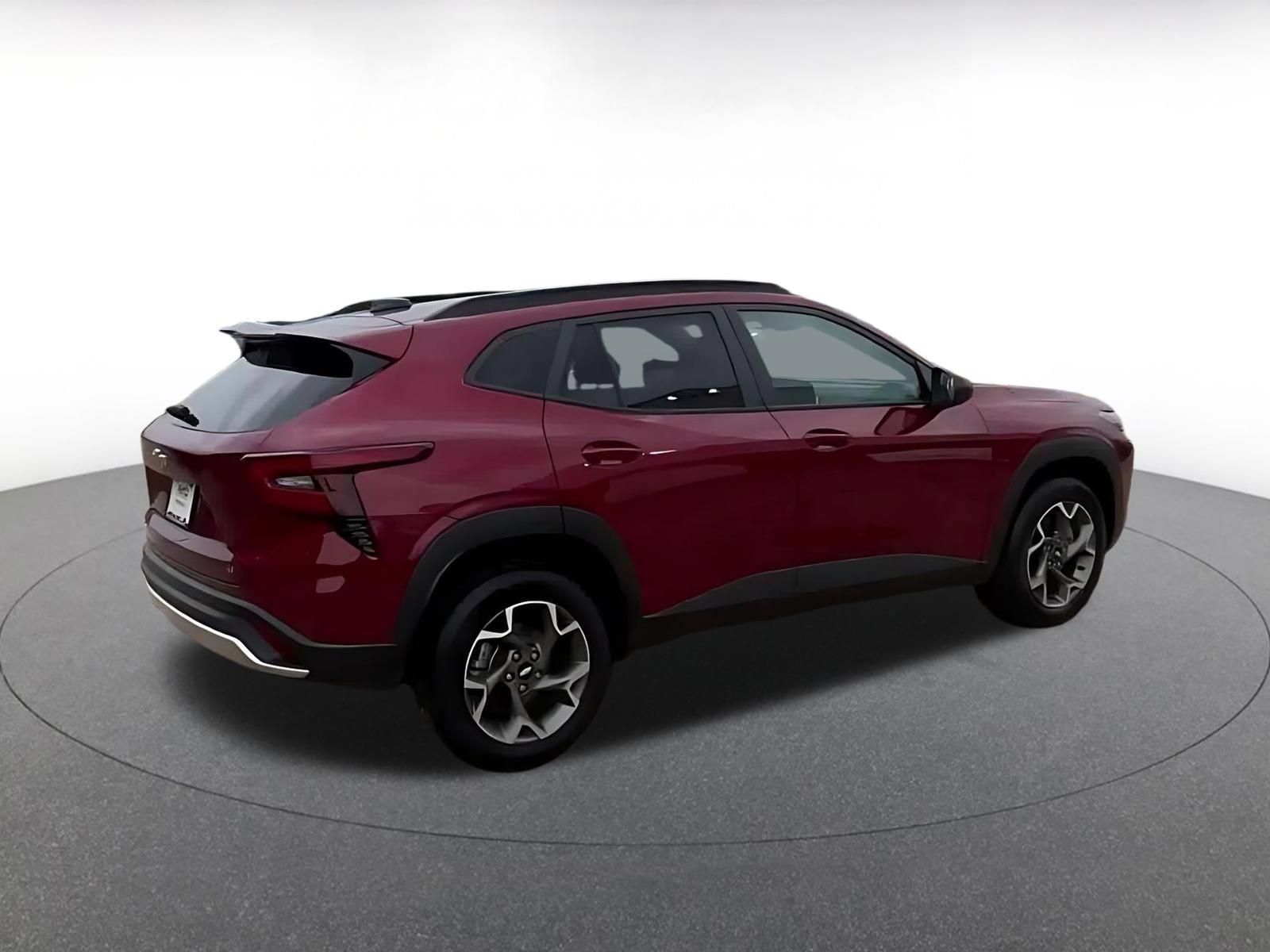 Used 2025 Chevrolet Trax LT FWD image 14