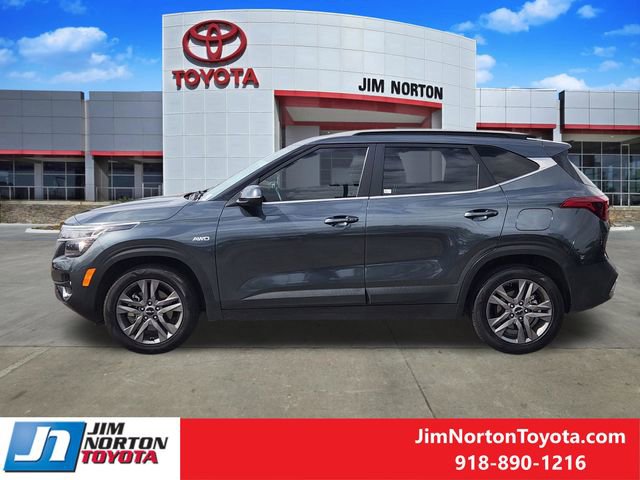 Used 2023 Kia Seltos S w/ Navigation Package AWD/4WD image 5
