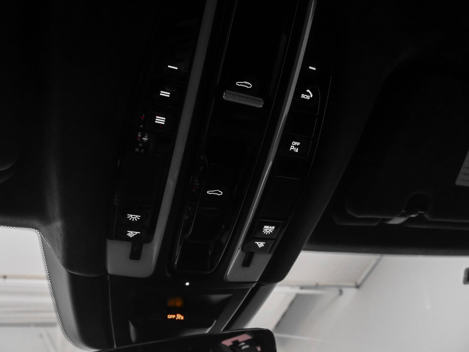 Used 2023 Porsche Cayenne GTS image 47