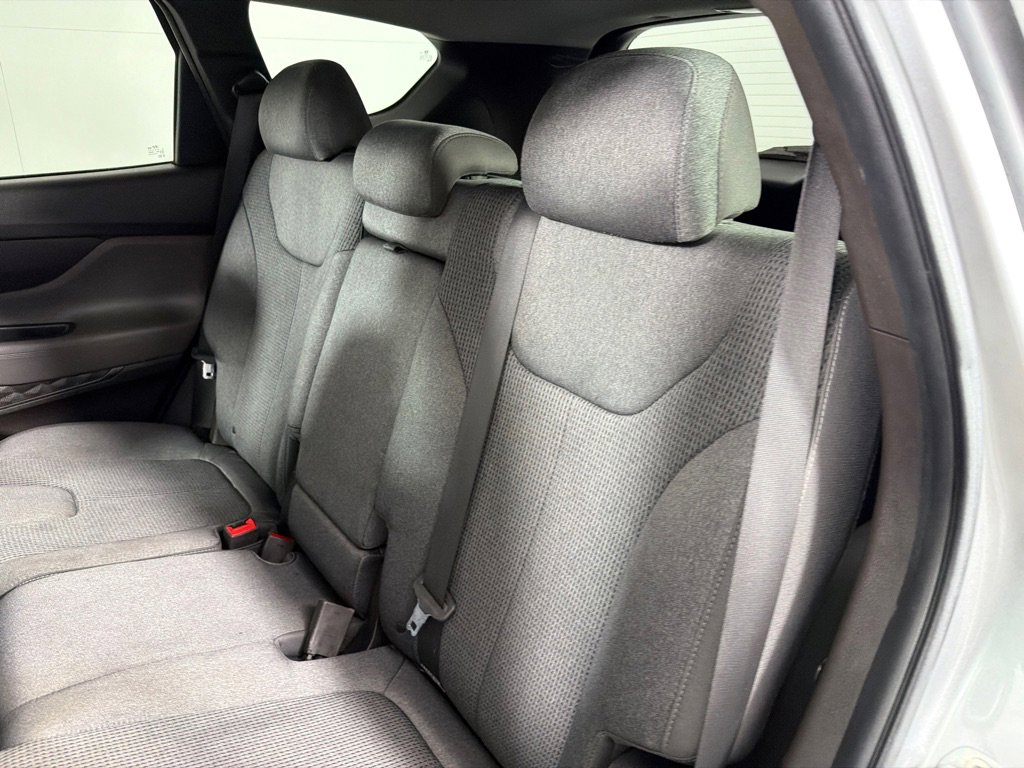 Used 2020 Hyundai Santa Fe SEL w/ Cargo Package FWD image 17