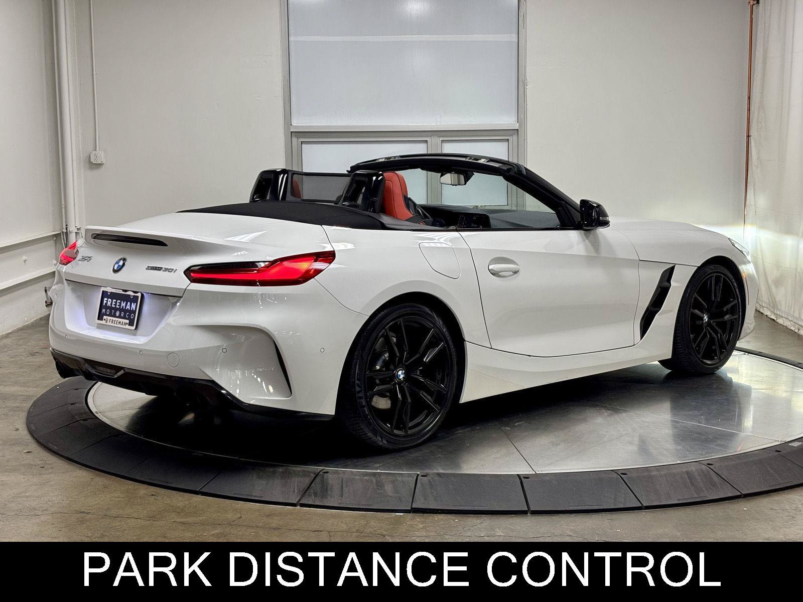 Used 2023 BMW Z4 sDrive30i w/ Premium Package RWD image 9