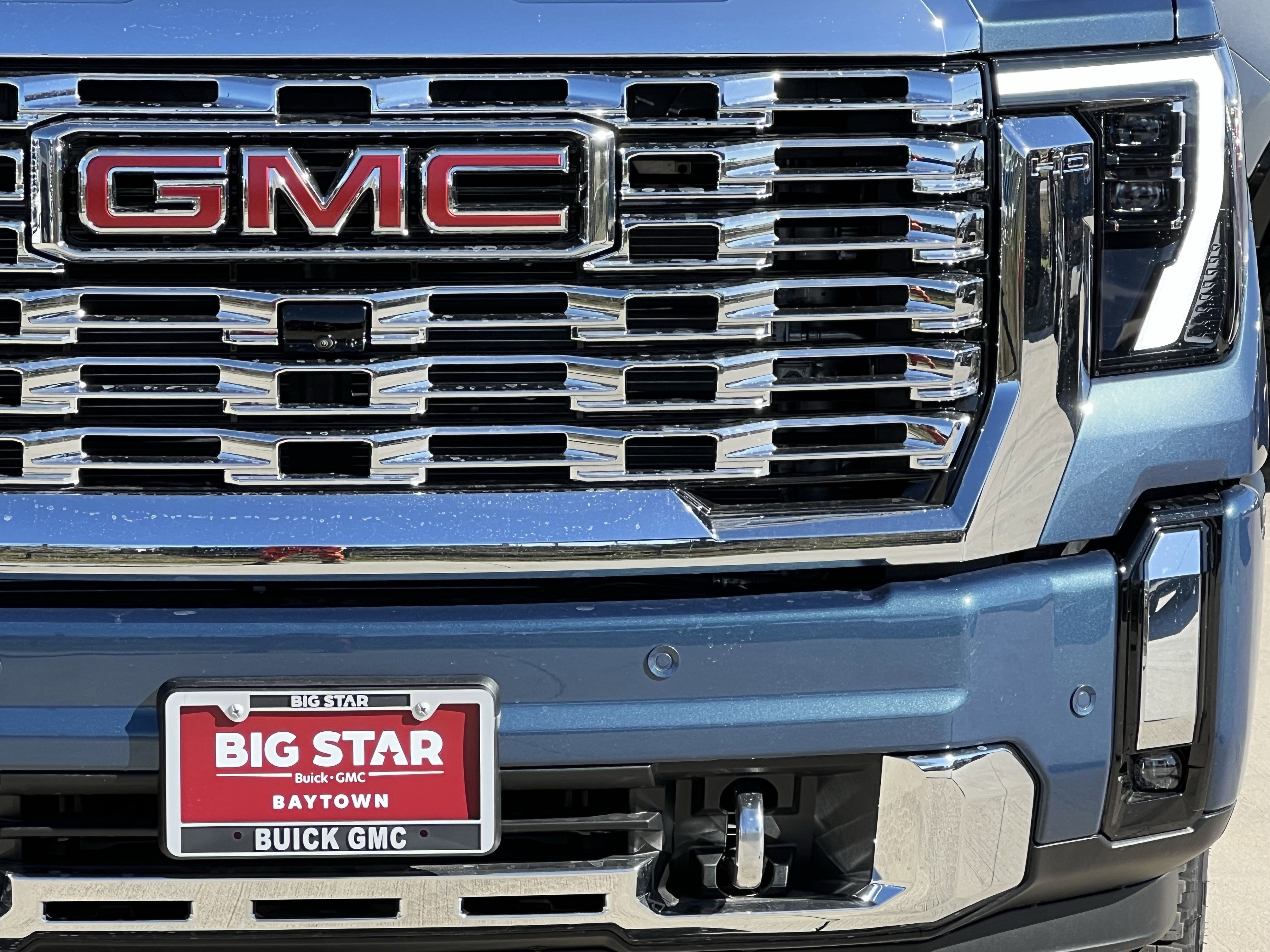 New 2026 GMC Sierra 2500 Denali w/ Denali Reserve Package image 7