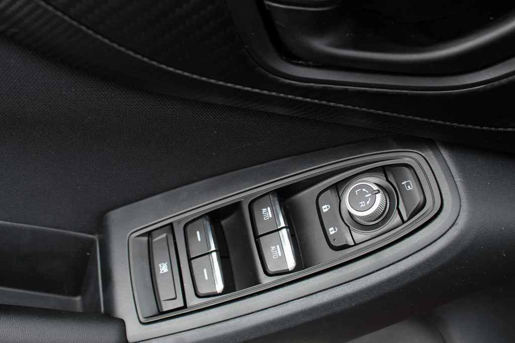 Used 2018 Subaru Crosstrek 2.0i AWD/4WD image 13