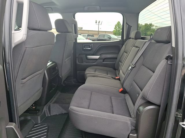 Certified 2018 Chevrolet Silverado 1500 LT w/ LT Convenience Package AWD/4WD image 10
