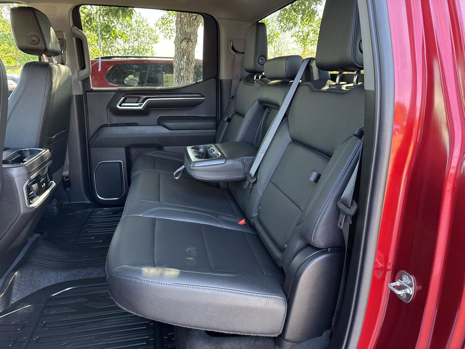 Used 2022 GMC Sierra 1500 SLT w/ SLT Premium Package image 15