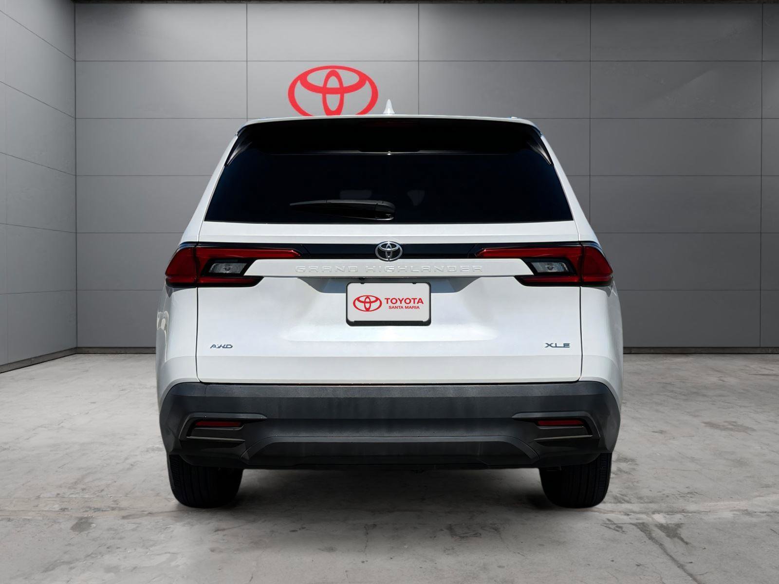 Certified 2024 Toyota Grand Highlander AWD image 4