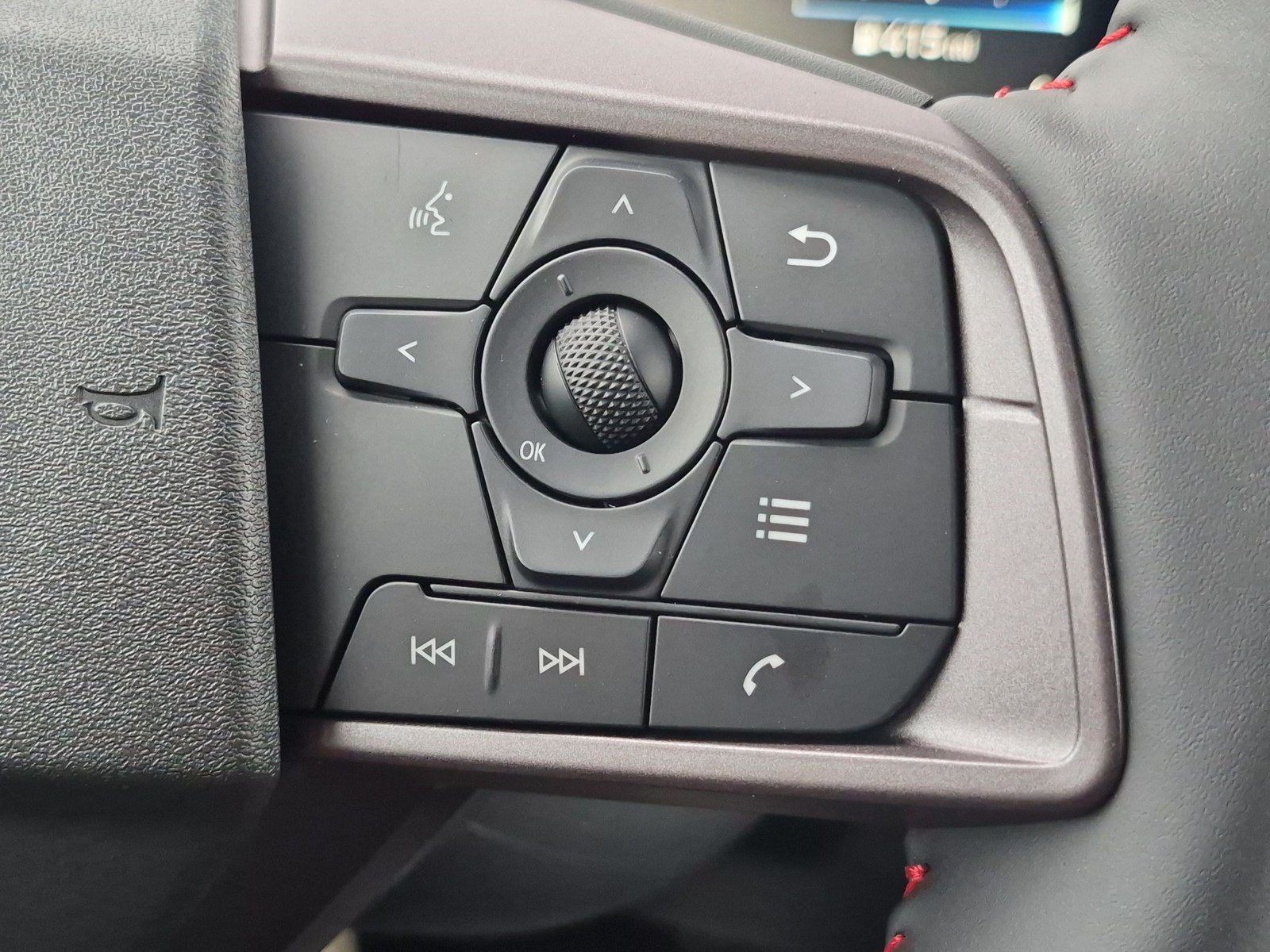 New 2027 Nissan Sentra SR w/ Floor Mat Package FWD image 15
