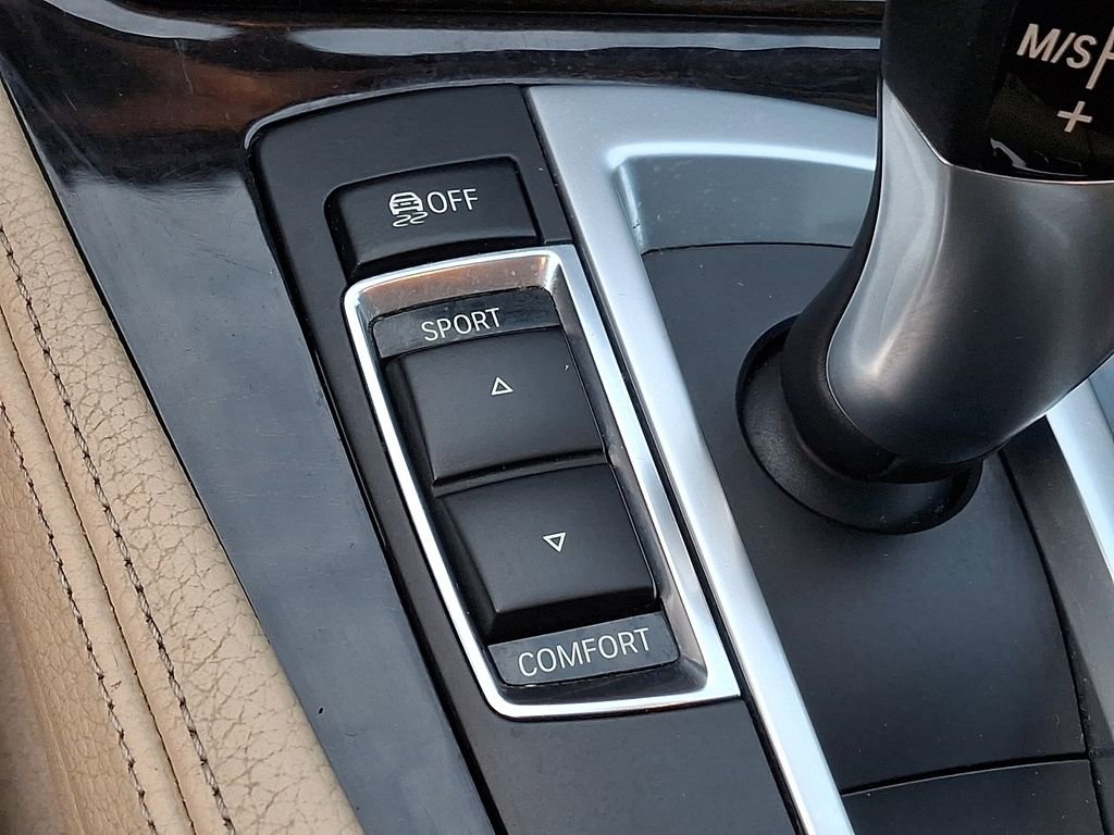 Used 2015 BMW 528i xDrive Sedan AWD/4WD image 21