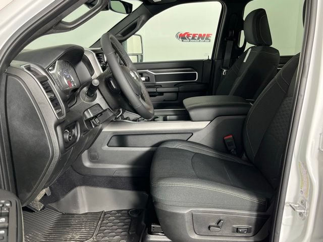 New 2026 RAM 2500 Big Horn AWD/4WD image 24