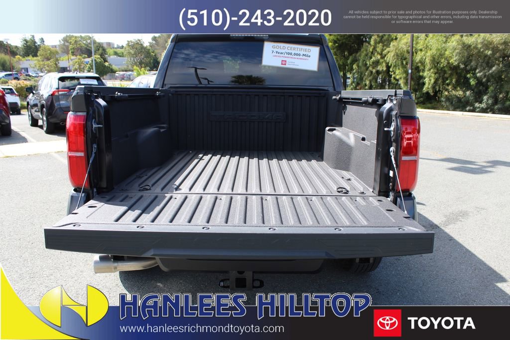 Certified 2024 Toyota Tacoma SR5 AWD/4WD image 10