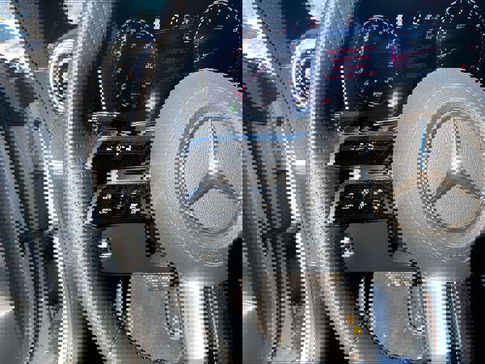 Used 2024 Mercedes-Benz CLE 300 4MATIC Coupe image 20