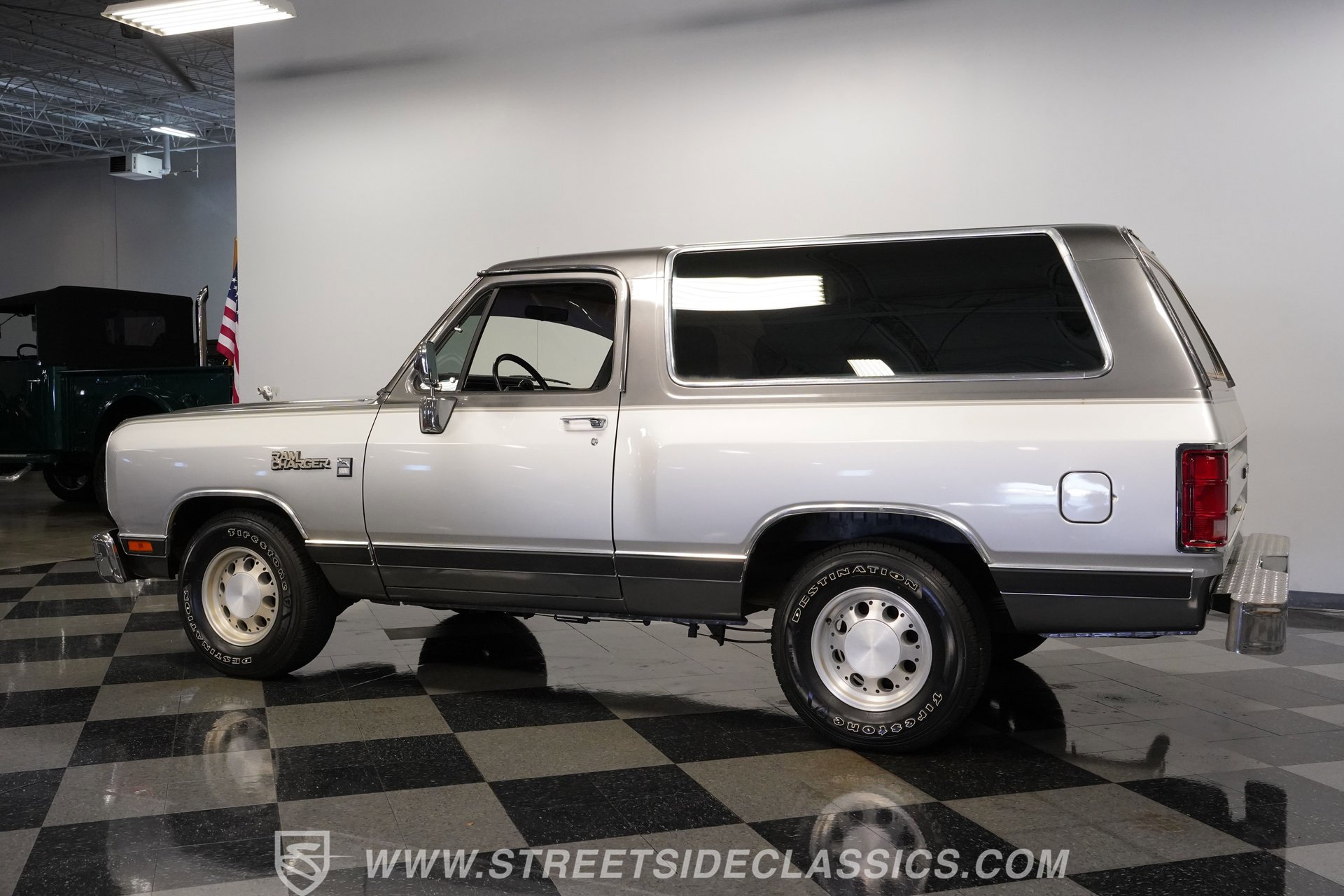 Used 1990 Dodge Ramcharger 2WD image 8