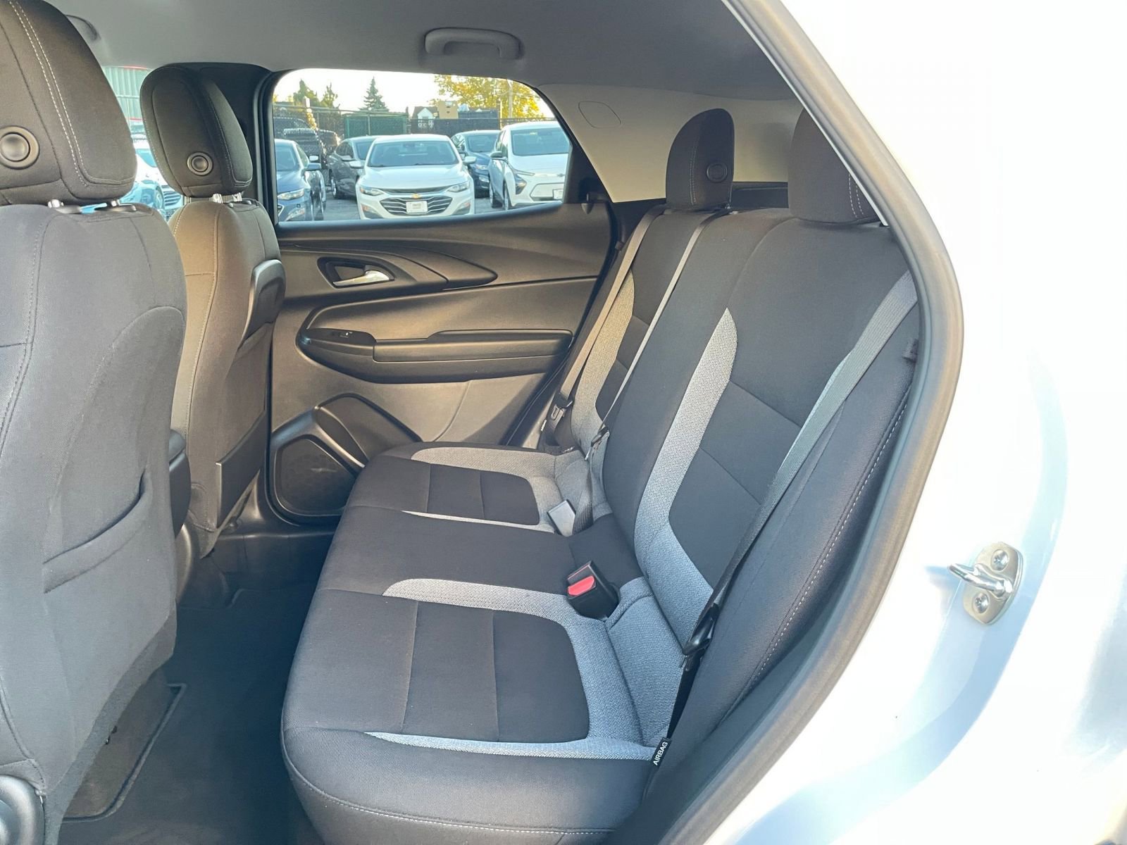 Used 2025 Chevrolet TrailBlazer LT image 23