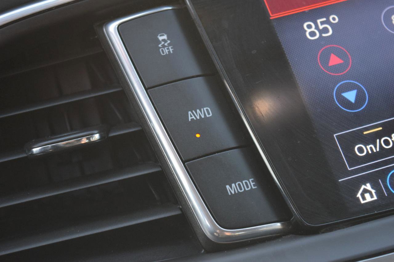 Used 2020 Buick Enclave Essence w/ Trailering Package, 5000 lbs. image 29