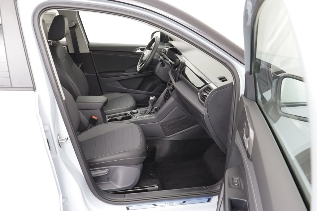 New 2026 Volkswagen Taos SE AWD/4WD image 20