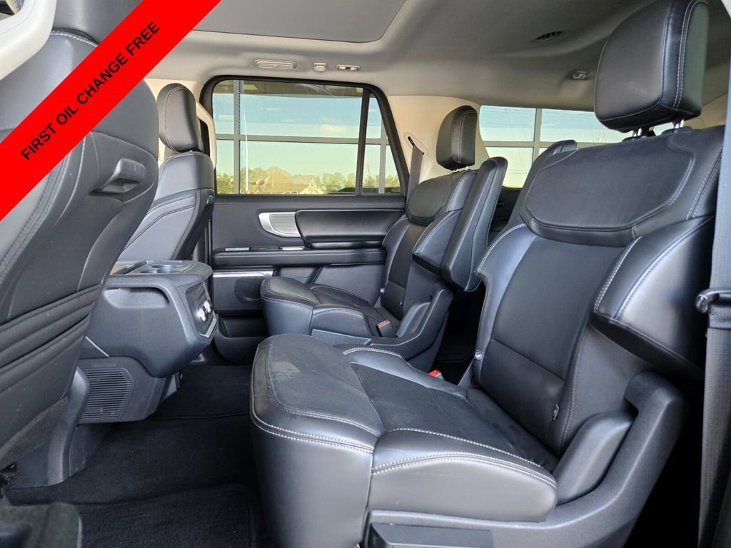 Used 2025 Ford Expedition Max Platinum image 12