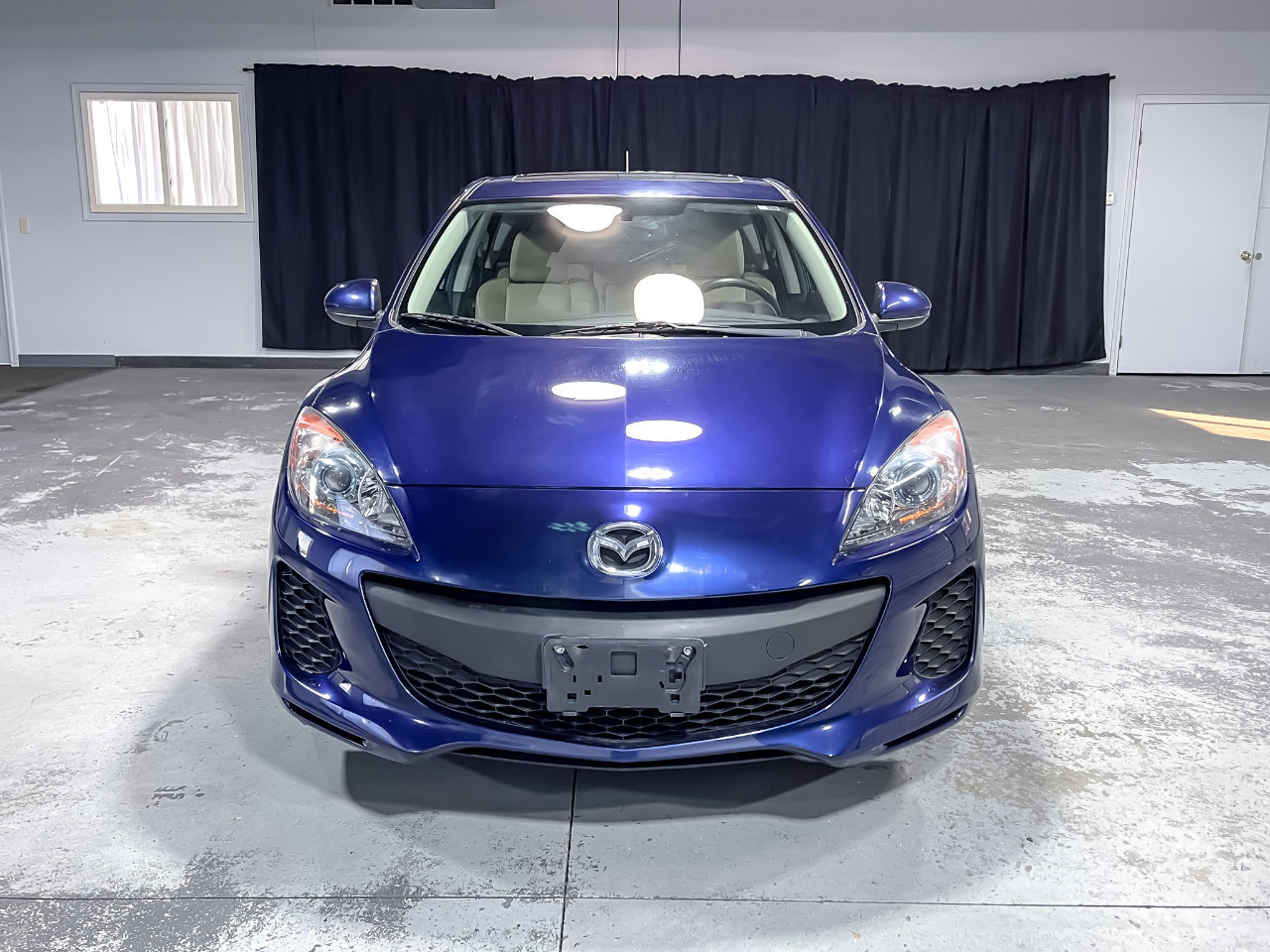 Used 2012 MAZDA MAZDA3 i Grand Touring image 3