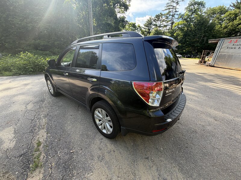 Used 2011 Subaru Forester 2.5X Premium AWD/4WD image 5