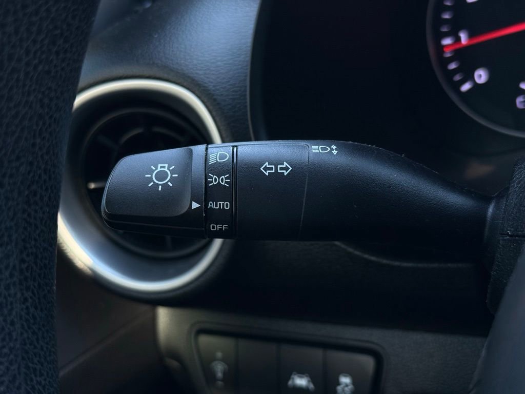 Used 2021 Kia Forte LXS image 21