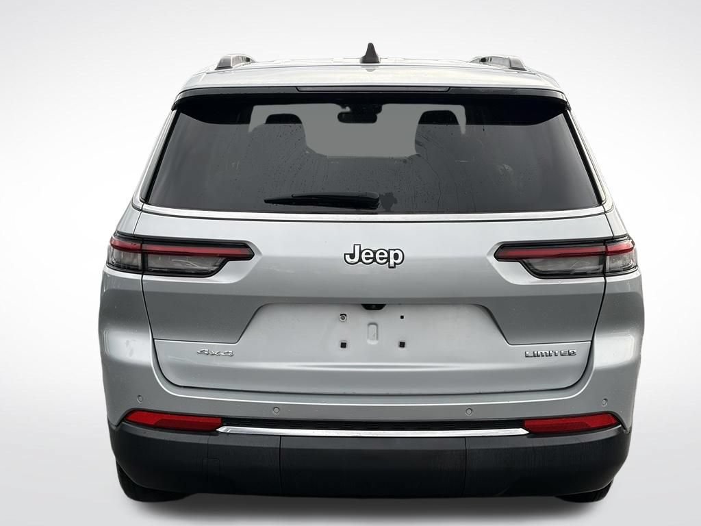 Used 2023 Jeep Grand Cherokee L Limited AWD/4WD image 8