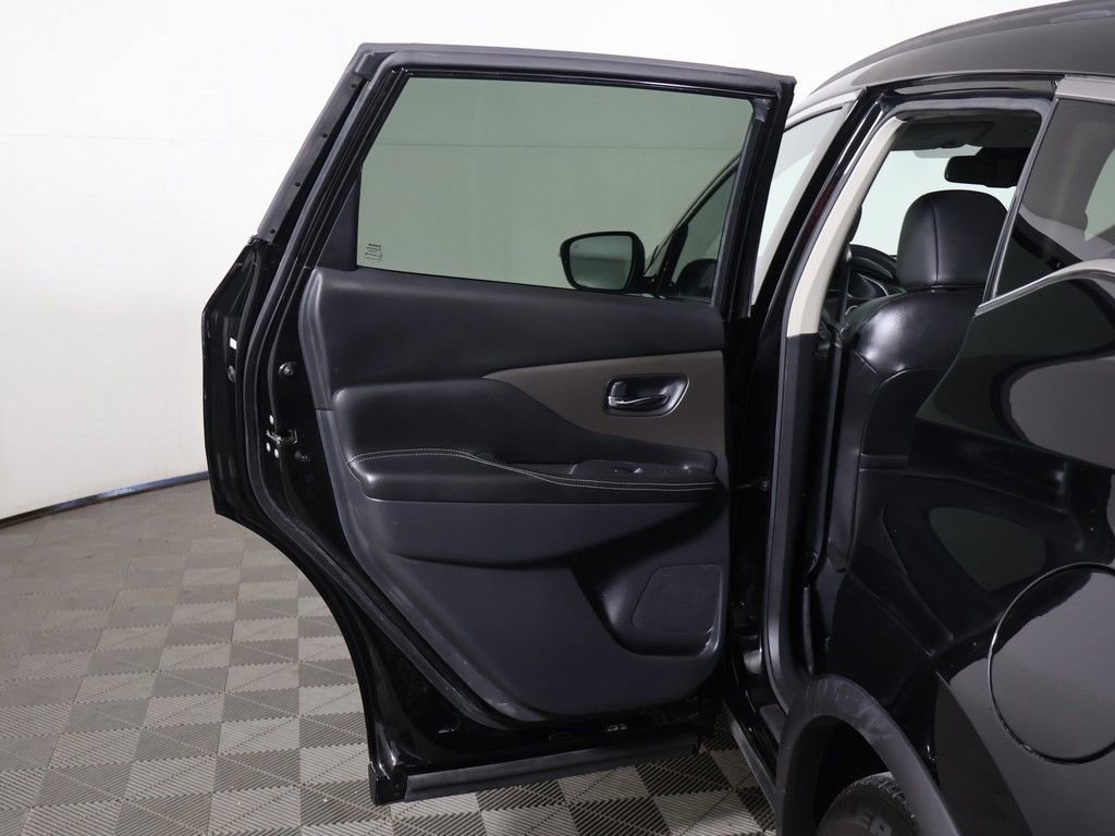 Used 2023 Nissan Murano SV w/ SV Midnight Edition Package AWD/4WD image 19