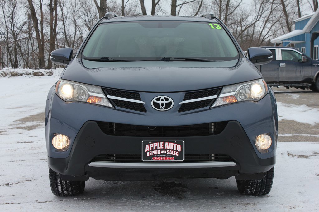 Used 2013 Toyota RAV4 Limited AWD/4WD image 3