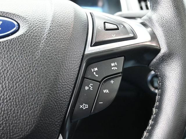Used 2021 Ford Edge Titanium w/ Equipment Group 301A image 16