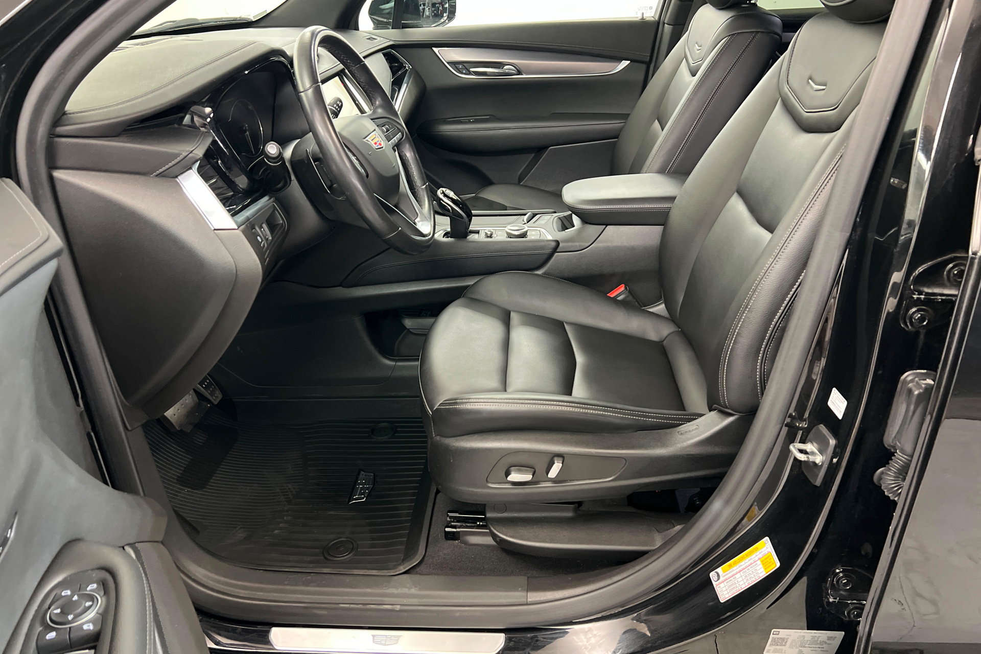 Used 2022 Cadillac XT6 Luxury FWD image 18