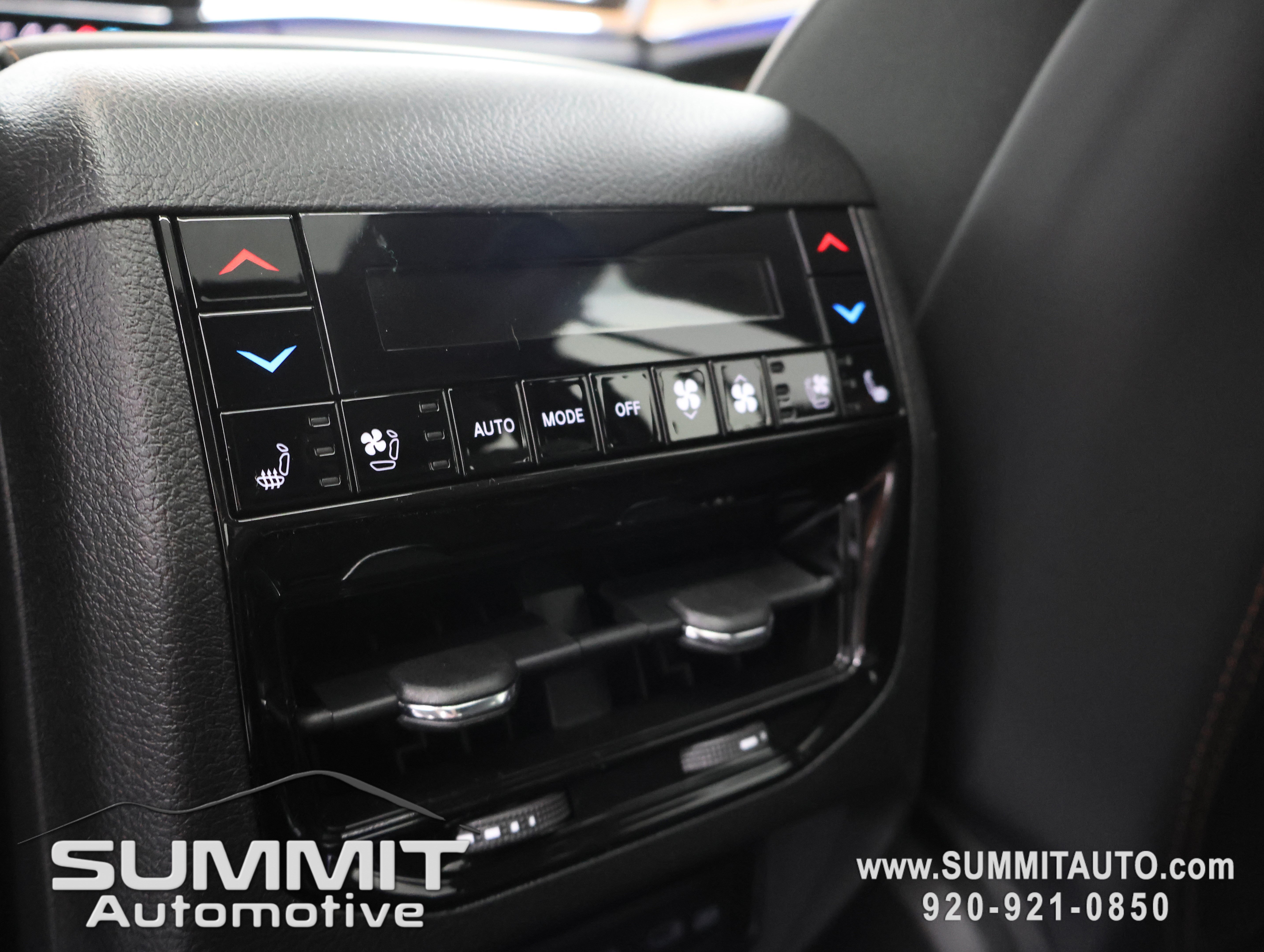 New 2026 Jeep Grand Cherokee L Summit w/ Obsidian Package AWD/4WD image 42