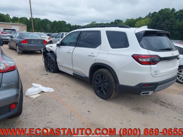 Used 2025 Honda Pilot Touring image 3