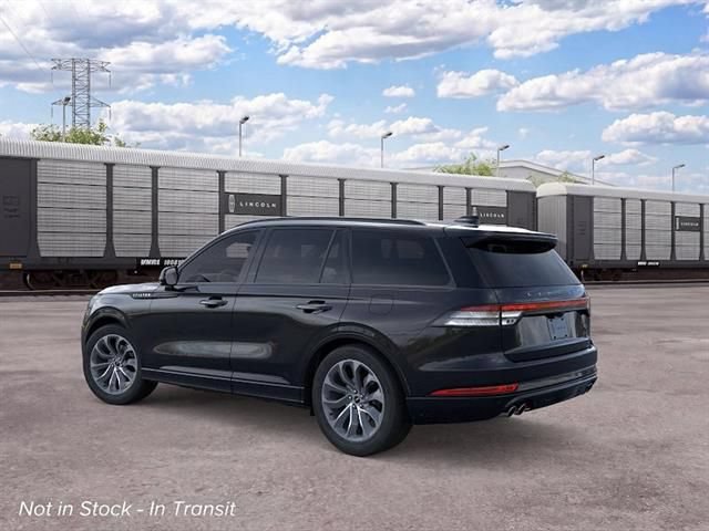 New 2026 Lincoln Aviator AWD w/ Jet Appearance Package image 4
