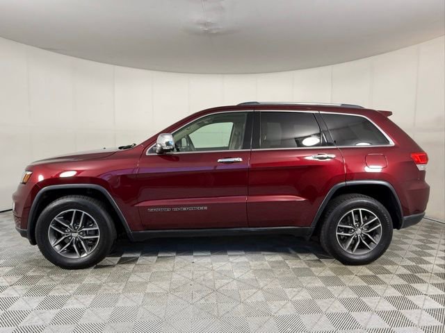 Used 2017 Jeep Grand Cherokee Limited w/ Luxury Group II image 3