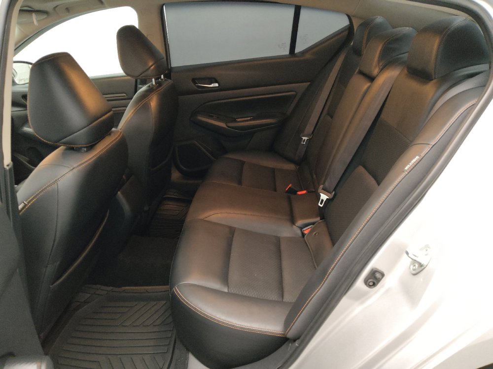 Used 2020 Nissan Altima 2.5 SR w/ Premium Package image 18