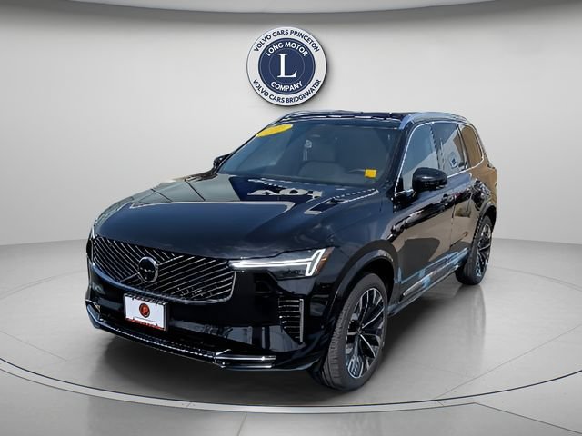 Certified 2025 Volvo XC90 B5 Plus AWD/4WD image 7
