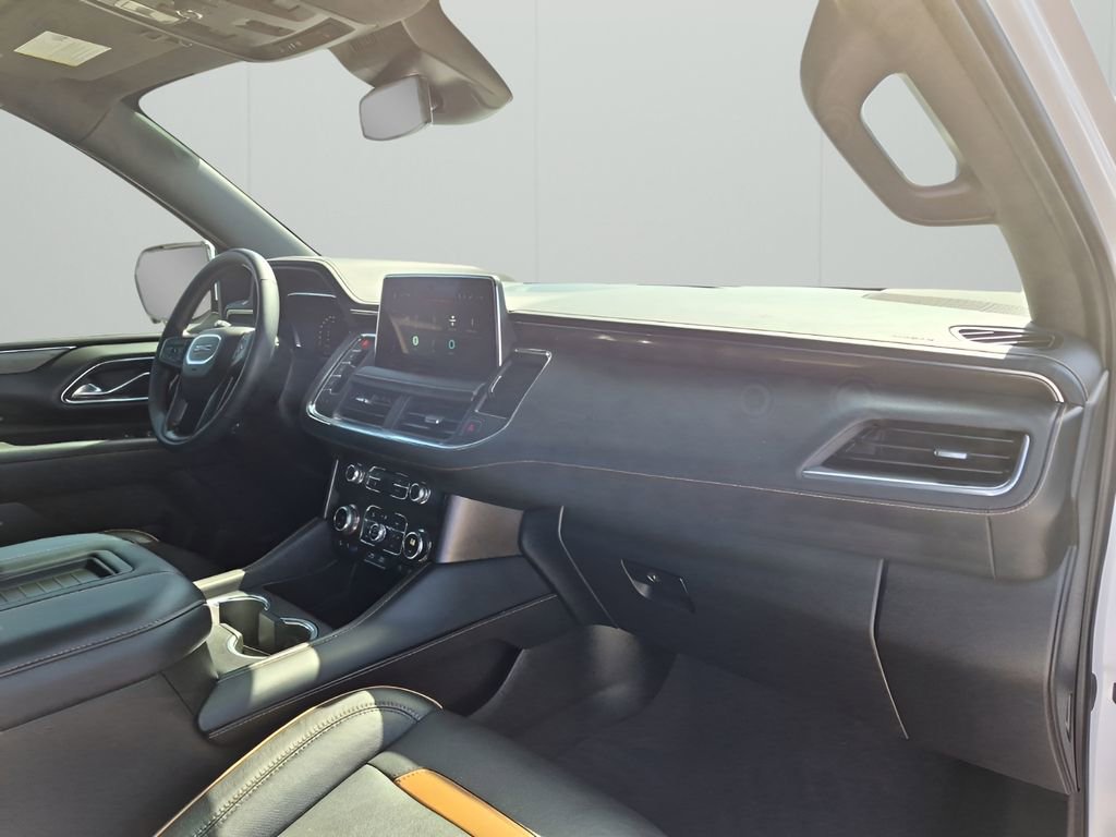 Used 2023 GMC Yukon XL AT4 w/ AT4 Premium Package image 14