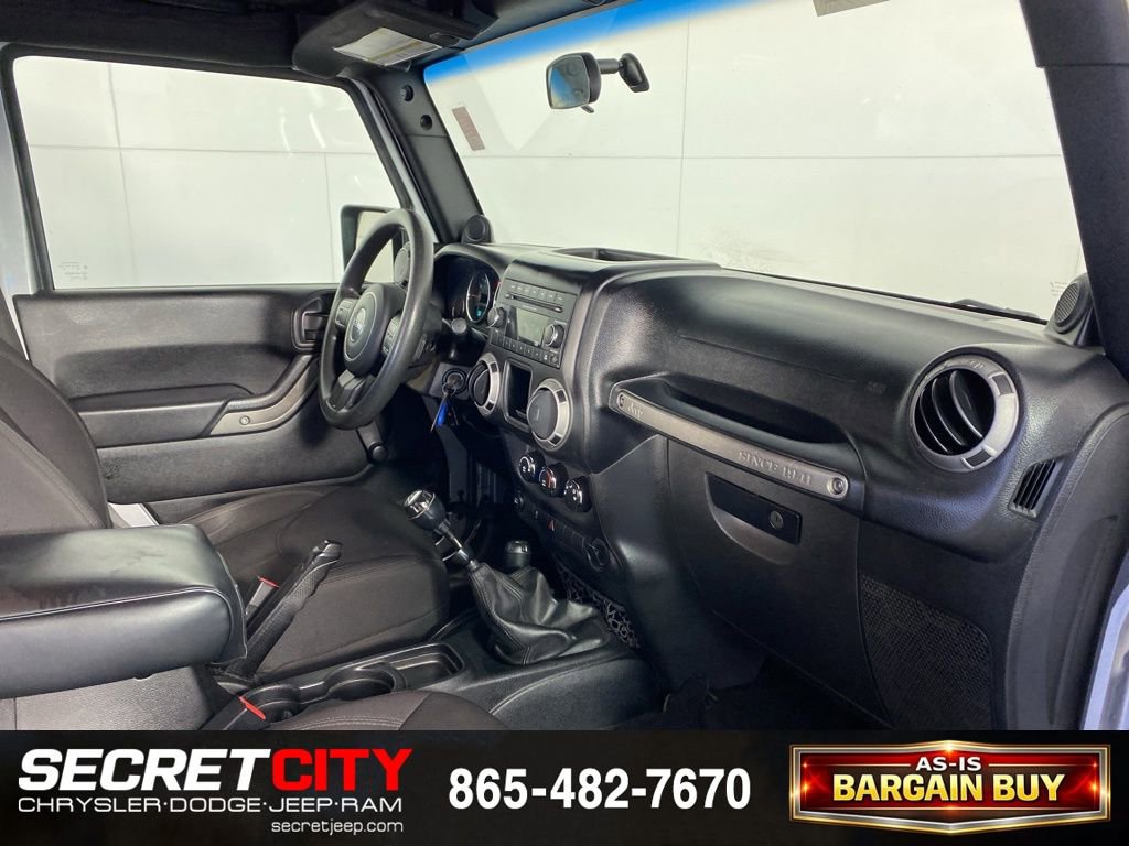 Used 2014 Jeep Wrangler Unlimited Sport image 29