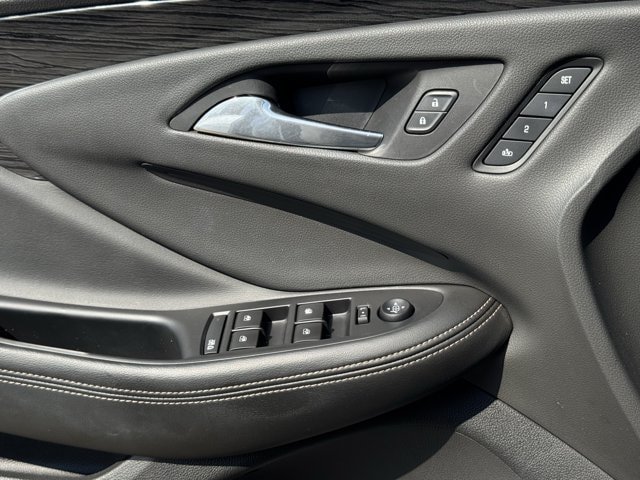 Used 2017 Buick Envision Essence FWD image 26