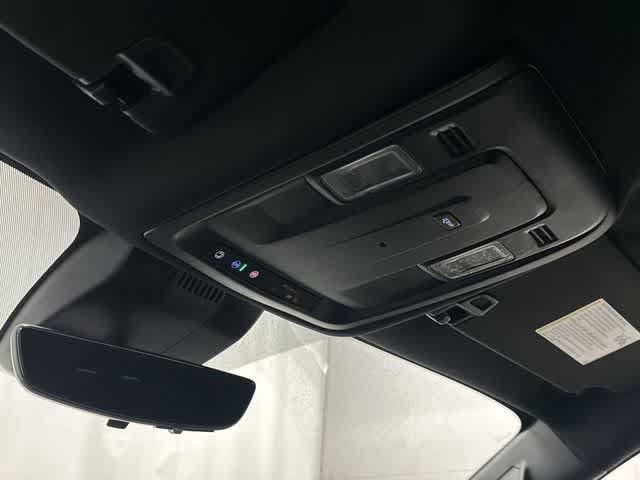 Used 2024 Chevrolet Tahoe 2WD w/ Remote Keyless Entry Package image 20