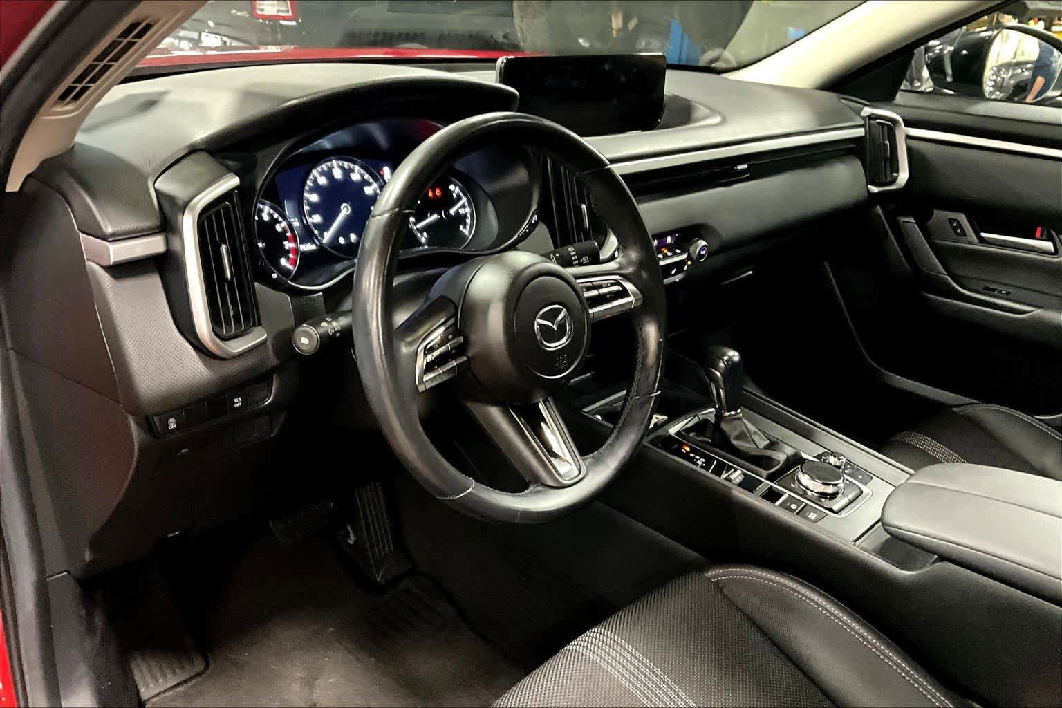 Used 2024 MAZDA CX-50 AWD 2.5 S w/ Preferred Package image 16