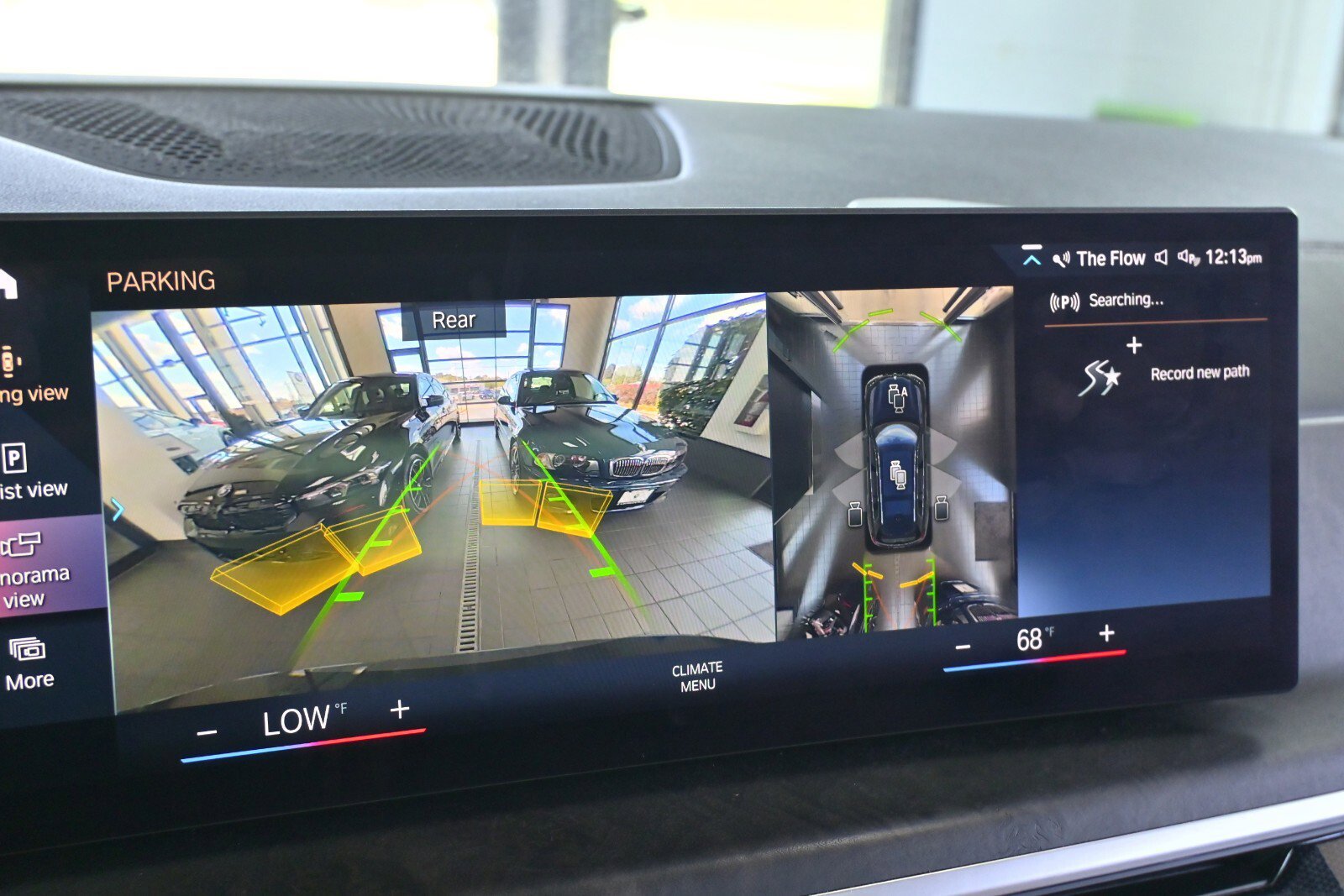 Certified 2023 BMW X7 xDrive40i w/ Executive Package image 25