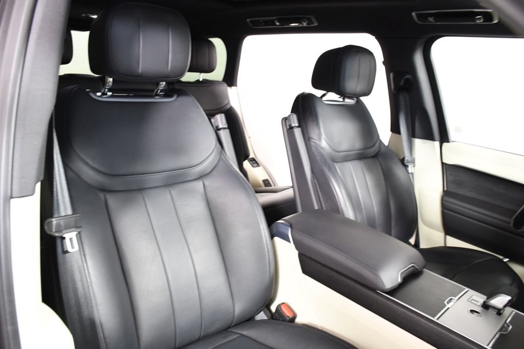 Used 2024 Land Rover Range Rover Long Wheelbase SE AWD/4WD image 19