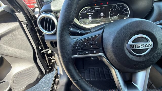 Used 2020 Nissan Versa SR FWD image 27